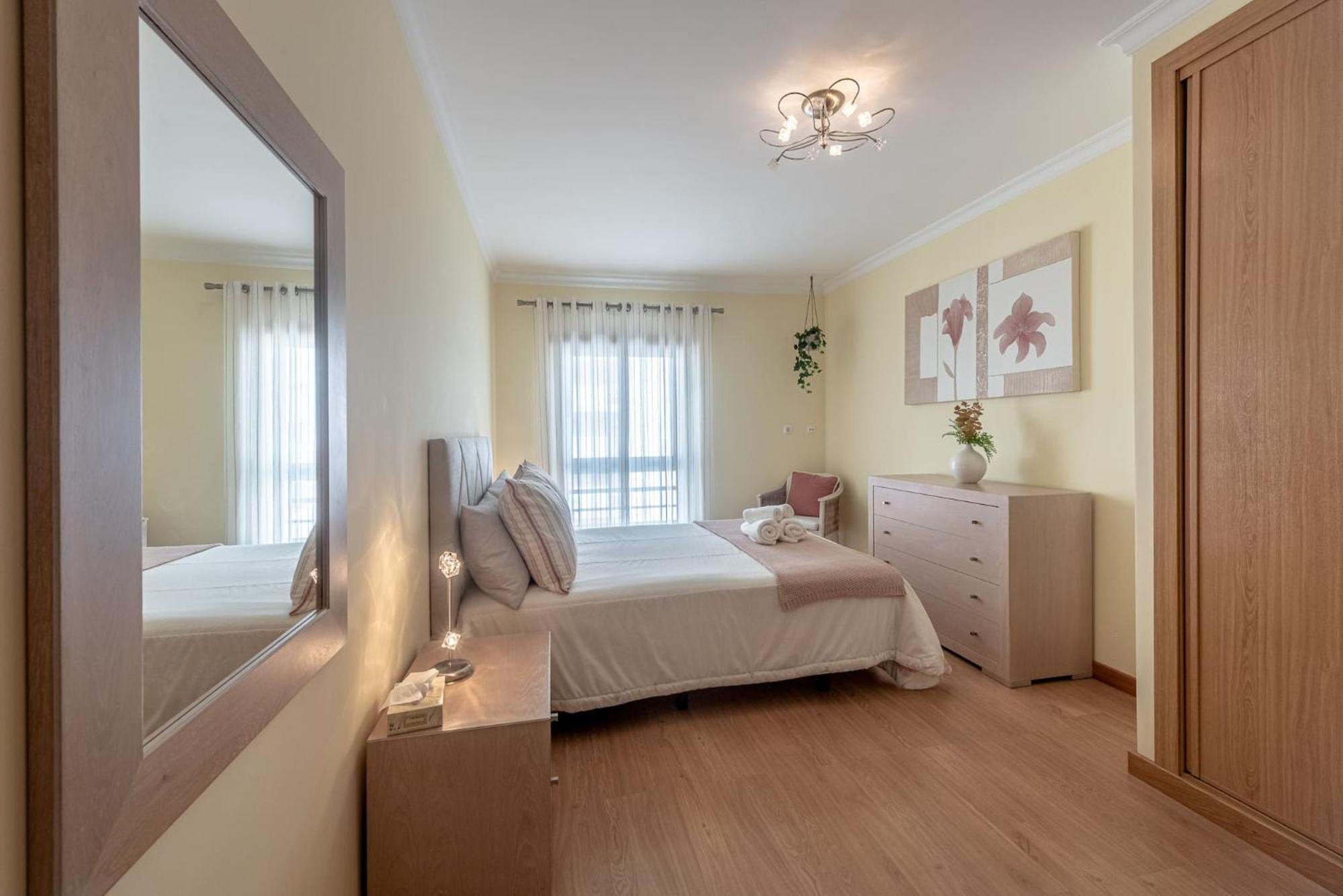 Sunnyside Suite-Portimao Bagian luar foto