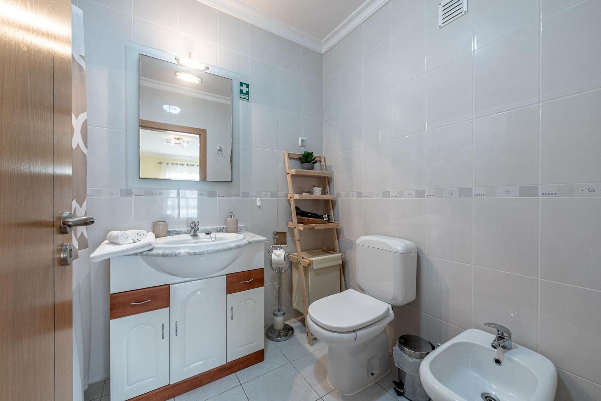 Sunnyside Suite-Portimao Bagian luar foto